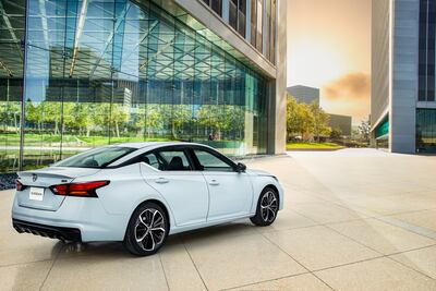 Come on, don't be shy, floor it like it's a dragster. Photo: Nissan