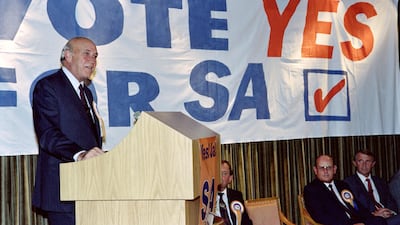 FW de Klerk addresses a referendum meeting in Kimberley on March 10, 1992 during his campaign to end apartheid. AFP