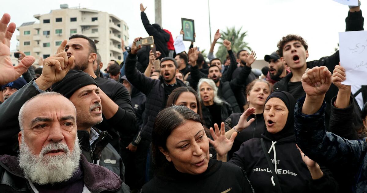 HTS Shoots Peaceful Alawite Protesters in Latakia