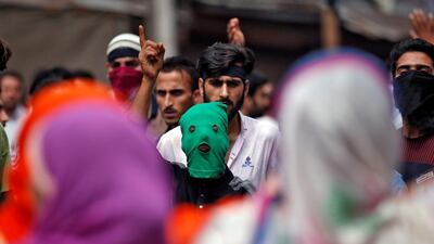 Demonstrators shout slogans during the funeral of Riyaz Ahmad Shah, who according to local media was killed on Tuesday night by pellets fired by Indian police in Srinagar. Danish Ismail / Reuters