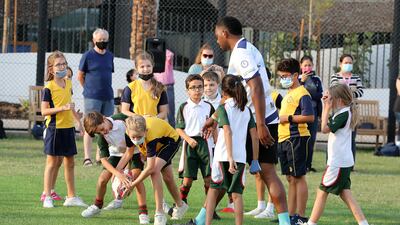 A Speranza 22 player oversees the training session.