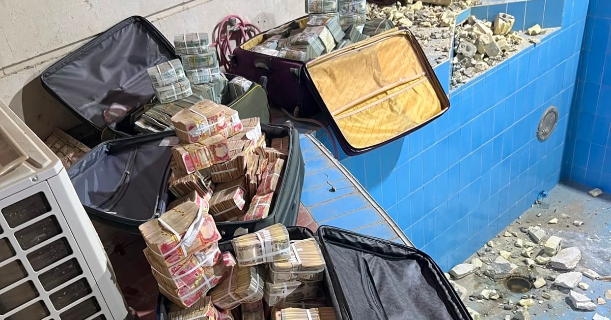Million Discovered Within Walls: Authorities Raid Iraqi Deputy Oil Minister’s Home and Seize Cash Stacks Million Discovered Within Walls: Authorities Raid Iraqi Deputy Oil Minister’s Home and Seize Cash Stacks