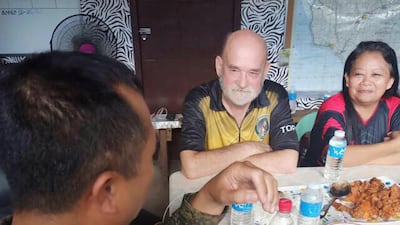 British national Allan Arthur Hyrons (2-R) and his Filipino wife Wilma Paglinawan-Hyrons (R) talking to Westmincom Chief Lieutenant General Cirilito Sobejana (L) at military headquarters in Sulu province, southern Philippines, after they were rescued by military troops from Abu Sayyaf bandits in Parang town of Sulu. EPA/WESTERN MINDANAO COMMAND