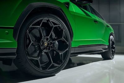 Optional Pirelli Trofeo R tyres are specially developed for the Urus Performante. Photo: Lamborghini