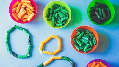 Dyed pasta accessories