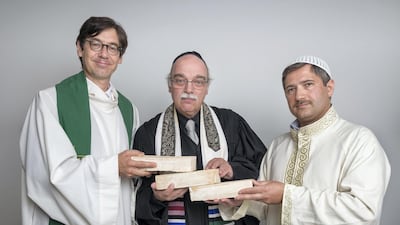 Priest Gregor Hohberg, Rabbi Andreas Nachama, and Imam Kadir Sanci. Courtesy Klemens Renner/House Of One