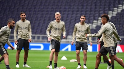 Lisandro Magallan: 4/10. Brought on as a late substitute to shore up the defence. He didn't. AFP