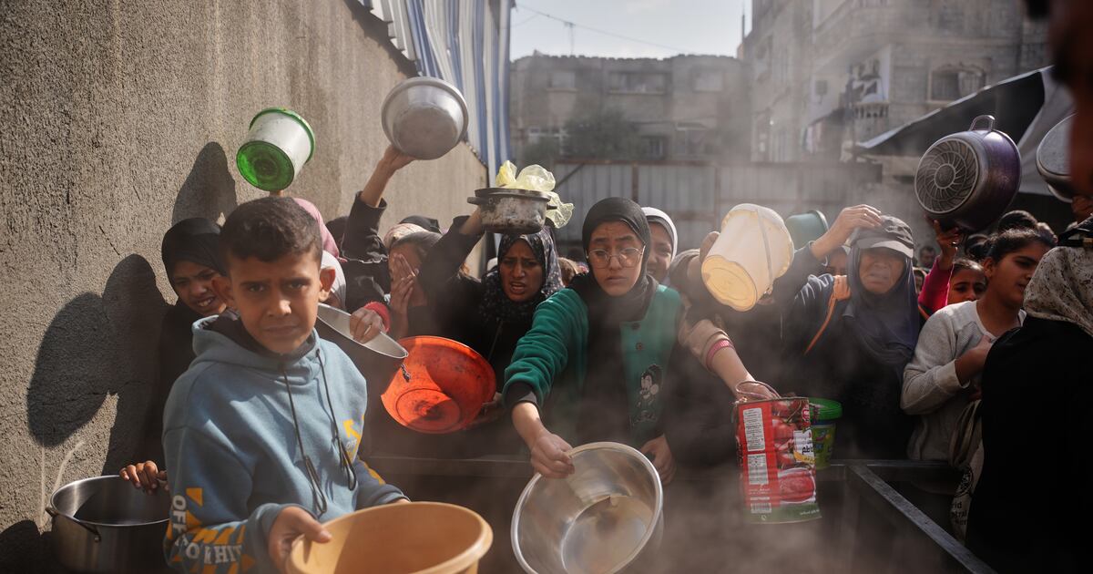 Thread Hunger Famine reversed in Gaza but hunger crisis remains acute, UN-backed ...
