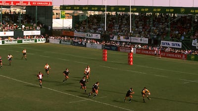 Tonga take on USA during the Dubai Rugby Sevens tournament in Dubai in 1998. Alex Livesey / ALLSPORT/ Getty
