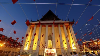 Thai people pray to celebrate the New Year 2019 at the Golden Mountain temple or Wat Saket in Bangkok, Thailand, December 31, 2018. Reuters