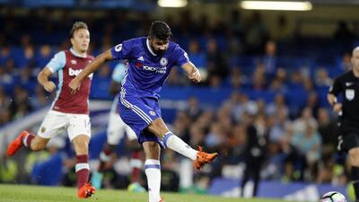 Chelsea’s Diego Costa shoots to score during the Premier League match between Chelsea and West Ham at Stamford Bridge stadium in London, Monday, August 15, 2016. Frank Augstein / AP Photo
