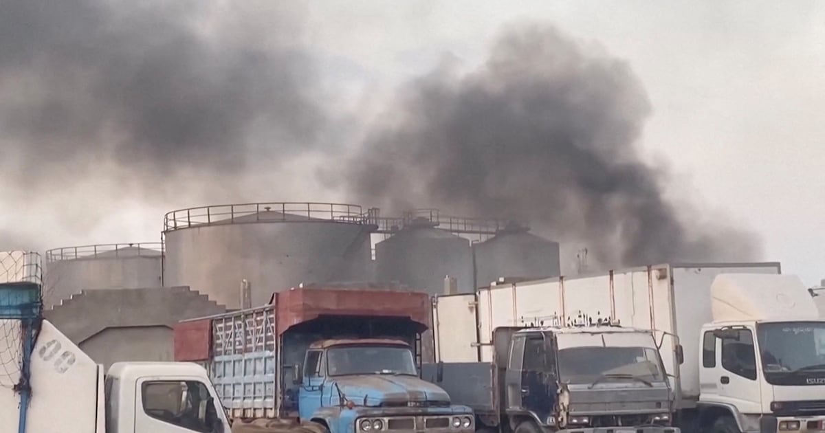 Yemen’s infighting hands advantage to Houthis and extremists