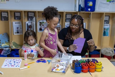 Children create artworks at a Save the Children Head Start centre in North Carolina. Photo: Save the Children