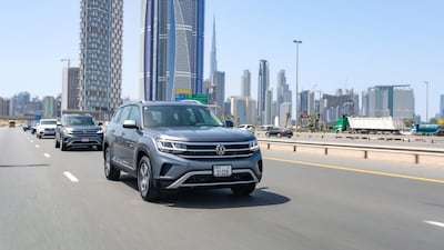 The convoy leaves Dubai.