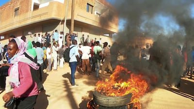Sudanese demonstrators burn tyres at an anti-government protests in Omdurman, Khartoum, Sudan January 20, 2019. Reuters