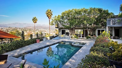 7. A private pool house with spa access in central Los Angeles also comes with breathtaking views.