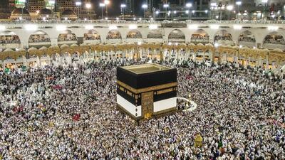 Pilgrims circle around the Kaaba at the Masjid Al Haram Mosque, Islam's holiest site, in Mecca, Saudi Arabia, 03 September 2016. The Haj pilgrimage 2016 takes place in Mecca from 09 to 14 September. EPA/OMER SALEEM