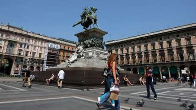 The Piazza del Duomo is a good starting place to experience the pleasures of Milan.