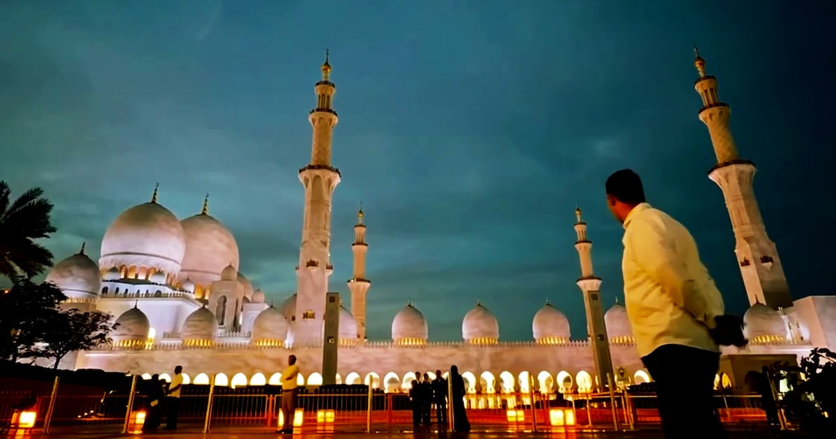Native Mosque Photo essay: Watch the sun set over the UAE's most beautiful mosques ...