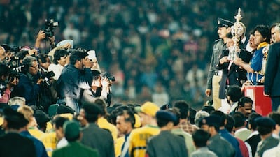 Arjuna Ranatunga lifts the Cricket World Cup trophy for Sri Lanka after beating Australia in the final. Getty Images