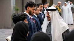 President Sheikh Mohamed meets Emiratis studying at German universities. Abdulla Al Neyadi / UAE Presidential Court