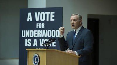 In a speech on House of Cards, the American president, played by Kevin Spacey, says “Entitlements have crippled the country. Let me be clear, you are entitled to nothing; you build your future, it isn’t handed to you”. David Giesbrecht / Netflix
