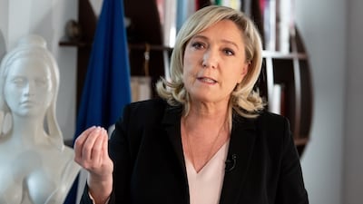 Marine Le Pen's niece says she will back her aunt's far-right rival Eric Zemmour. Ms Le Pen has said Mr Zemmour's anti-migration campaign is too extreme even for her. Bloomberg