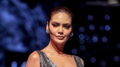 Esha Gupta on the runway for designer Pallavi Mohan during Lakme Fashion Week winter / festive 2019 in Mumbai. Photo: Sujit Jaiswal / AFP