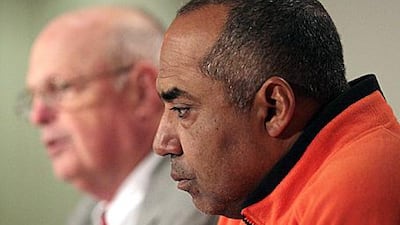 The Bengals' head coach Marvin Lewis, right, and owner Mike Brown talk about Chris Henry.