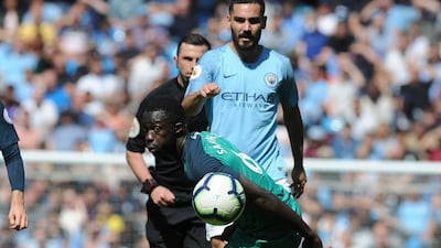 Tottenham's Davinson Sanchez controls the ball. AP Photo