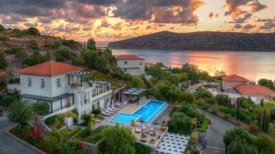 The house offers stunning sunsets and sea views