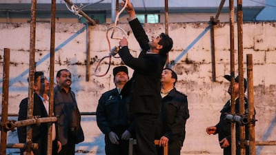 Officials prepared the noose.