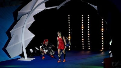 Carolina Marin walks into the court to play against PV Sindhu. Stringer / EPA
