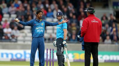 Sachithra Senanayake of Sri Lanka appeals to the umpire claiming a run-out of Jos Buttler at the non striker's end during the fifth ODI, which England lost. Scott Heavey / Getty Images