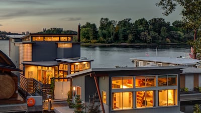Float House IV, on Oregon's Willamette River, is almost all windows. Photo: Integrate Architecture & Planning