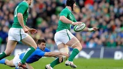 Ireland's Rory Best cannot be tackled as Italy fell at Aviva Stadium on Saturday in their Six Nations match.