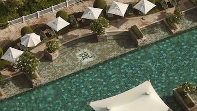 Spend your cashback on poke bowls, Cajun calamari, burgers, cheesecake and more. Photo: The St. Regis Abu Dhabi