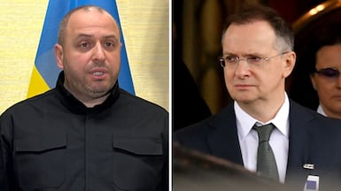 Ukraine's lead negotiator Rustem Umerov (left) and Russia's chief negotiator Vladimir Medinsky. AFP