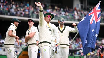 David Warner of Australia (C) is seen following the lunch break during Day 4 of the Second Test match between Australia and South Africa at the Melbourne Cricket Ground in Melbourne, Australia, 29 December 2022. EPA / JAMES ROSS NO ARCHIVING, EDITORIAL USE ONLY, IMAGES TO BE USED FOR NEWS REPORTING PURPOSES ONLY, NO COMMERCIAL USE WHATSOEVER, NO USE IN BOOKS WITHOUT PRIOR WRITTEN CONSENT FROM AAP AUSTRALIA AND NEW ZEALAND OUT