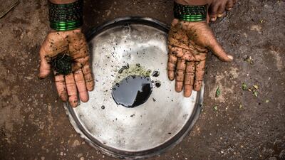 The liquid is then carefully placed at the inverted side of a concave plate to ensure it doesn’t flow away.