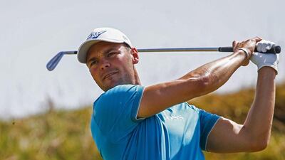 Martin Kaymer of Germany hits a tee shot on the second hole during practice for the 115th US Open Championship golf tournament at Chambers Bay in University Place, Washington, USA, 16 June 2015. EPA/TANNEN MAURY
