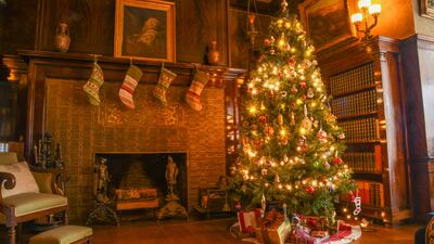 On a candlelight tour, guests will find themselves in the mansion engulfed by the glow of the Christmas tree lights at night.