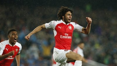 Mohamed Elneny celebrates scoring the first goal for Arsenal. Reuters / Albert Gea