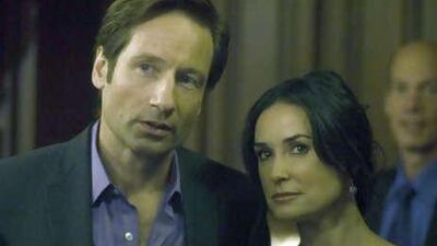 Demi Moore as Kate and David Duchovny in The Joneses.