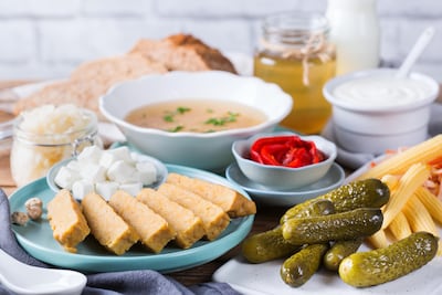 Increase your intake of high-fibre and probiotic-rich foods to better prepare the stomach for fasting days. Getty