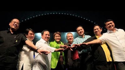 Presidential candidates from left: Benigno Aquino, John Carlos de los Reyes, Richard Gordon, Jamby Madrigal, Nicanor Perlas, Gilbert Teodoro, Eddie Villanueva and Manuel Villar.