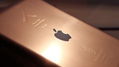 Burj Al Arab's 24-carat rose gold iPad which is to be auctioned.