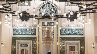 The mosque is at the intersection of Maliha Road and Emirates Road in Tay area and can accommodate about 25,000 worshippers.