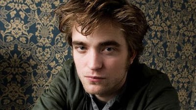 Robert Pattinson says he would love to play 007.