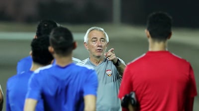 UAE manager Bert van Marwijk talks to the players at the Zabeel Stadium in Dubai. Chris Whiteoak / The National.